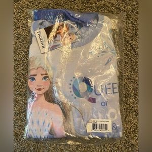 Girls Disney Frozen pajamas - Size 6/6X - Brand New Never Opened